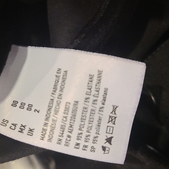 American Eagle Black Faux Suede button up scalloped Mini Skirt - Picture 6 of 6